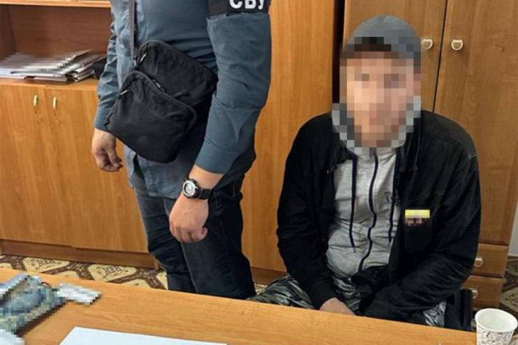 Перевозили кокаїн у шлунку: на кордоні України затримали наркоторгівця